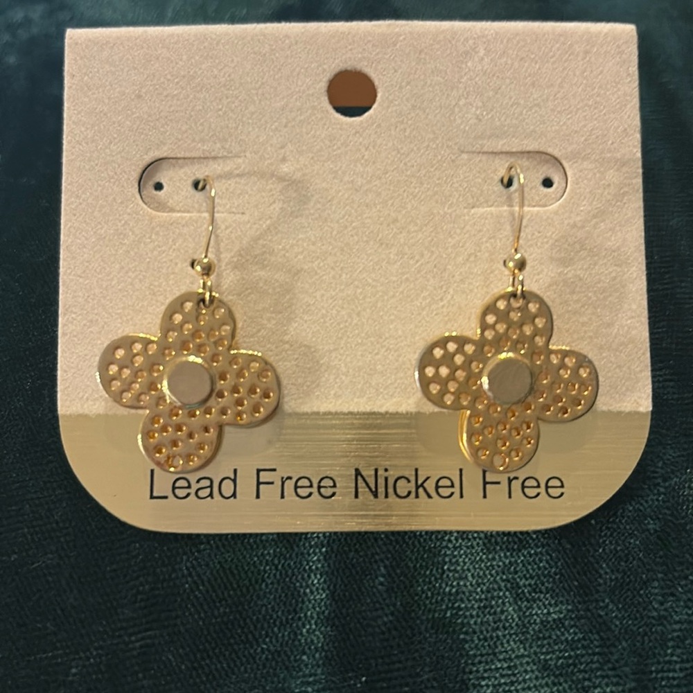 Vintage Gold Tone Clover Drop Earrings